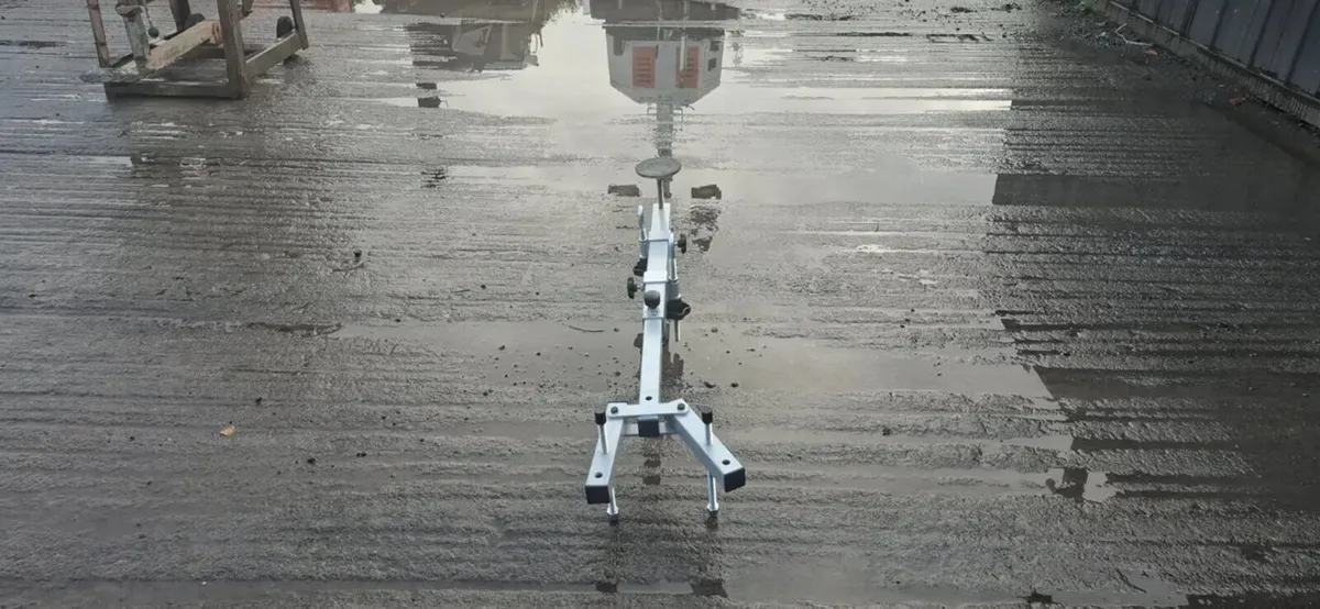 Adjustable Under Vehicle Engine/Gearbox Support - Image 4