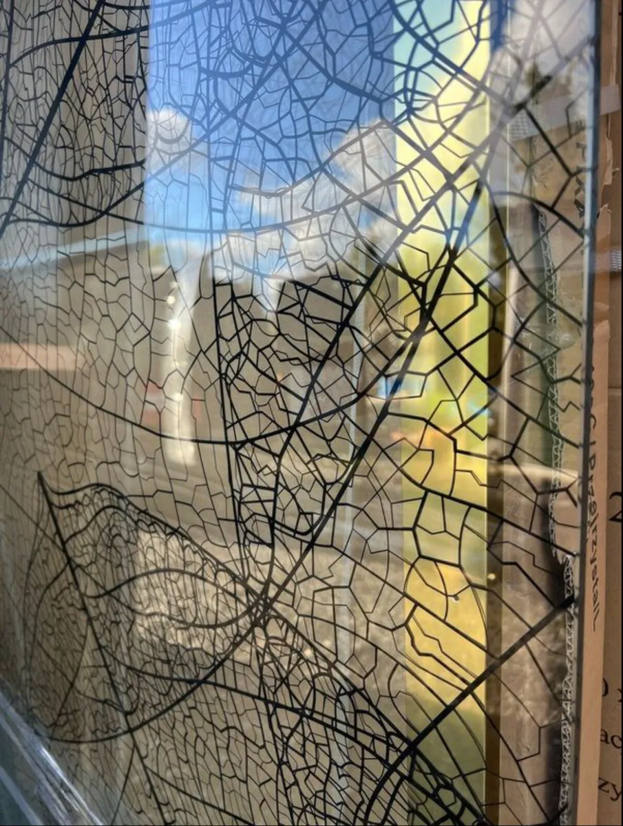 Shower screen - Image 2