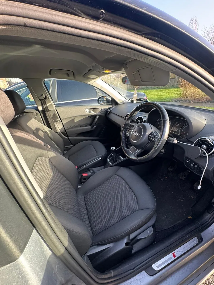 Audi A1 2015 S-Line - Image 4