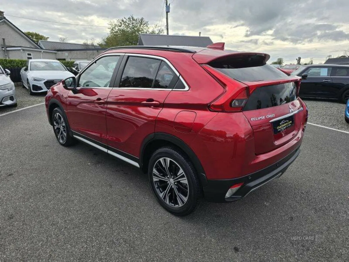 Mitsubishi Eclipse Cross Exceed - Image 3