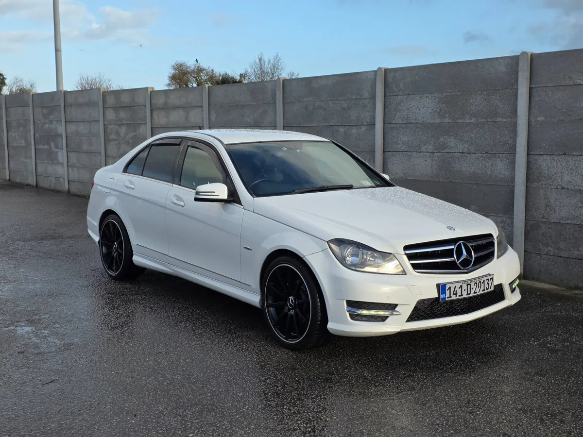 Mercedes-Benz C200 CDI  AVANTGARDE SPORT AUTO - Image 3