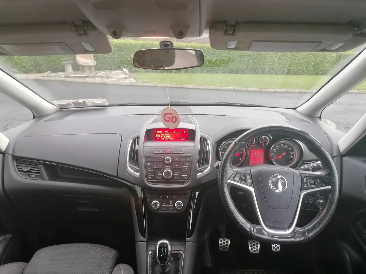 Vauxhall Zafira Tourer 2.0 CDTI SRI **NEW NCT** - Image 4