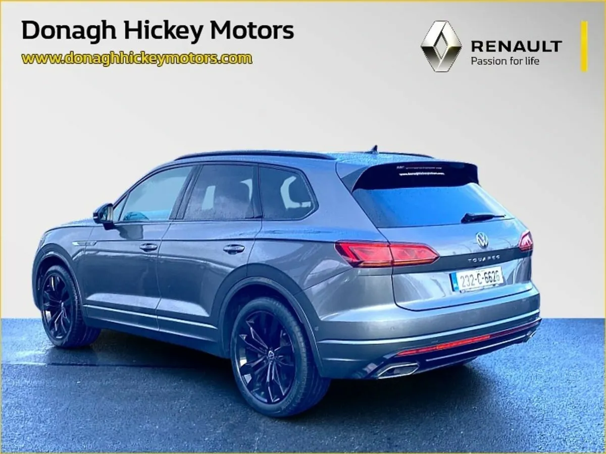 Volkswagen Touareg 3.0TDI 231HP Elegance 4M DSG - Image 3
