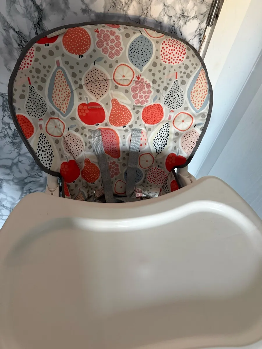 high chair - Image 1