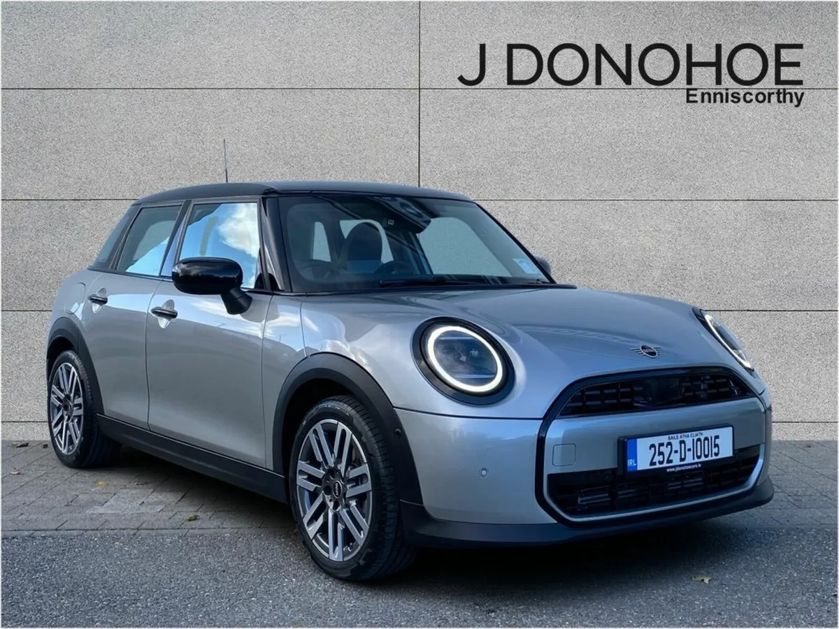 Mini Cooper Cooper Classic Auto - Image 1