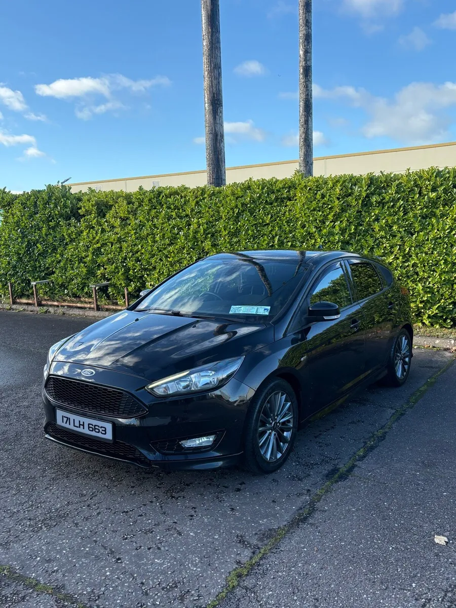 Ford Focus ST-Line 1.5 TD 6SPEED - Image 1