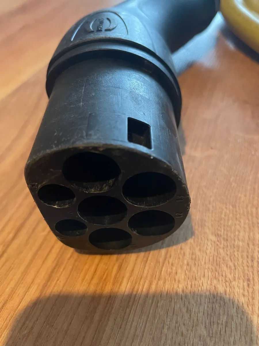 EV 6 meter Charging Cable - Image 2