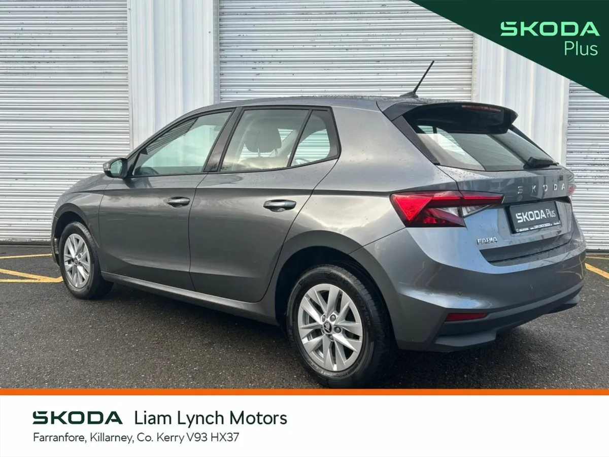 Skoda Fabia FABIA SELECTION 1.0 TSI 115 BHP AUTOMA - Image 3