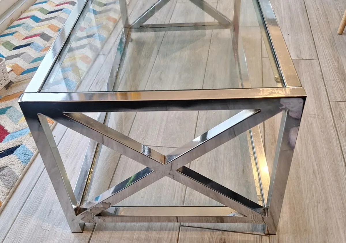 Very heavy glass coffee table - Image 3