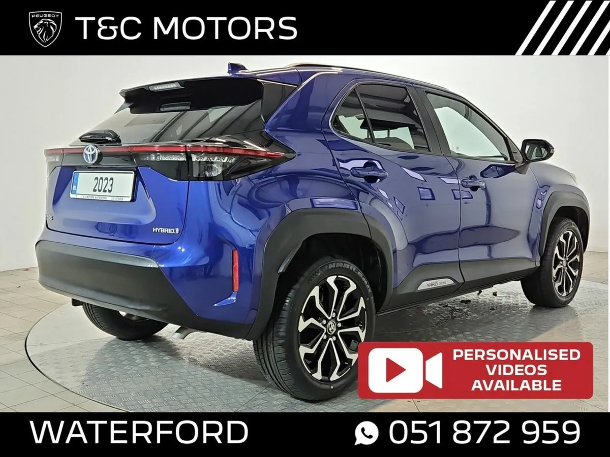 Toyota Yaris Cross Design HEV Automatic - Reversin - Image 4
