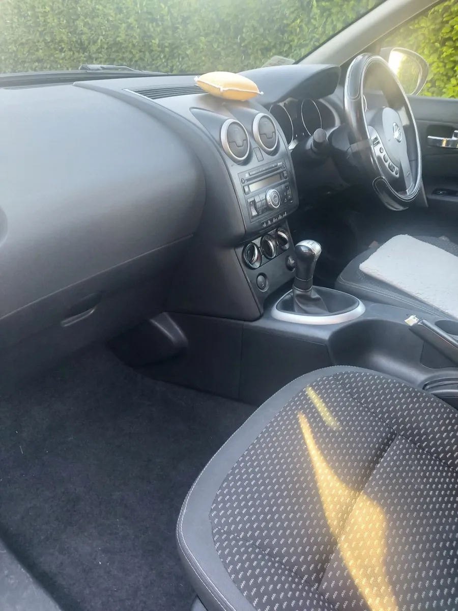 Nissan Qashqai 2008 - Image 2
