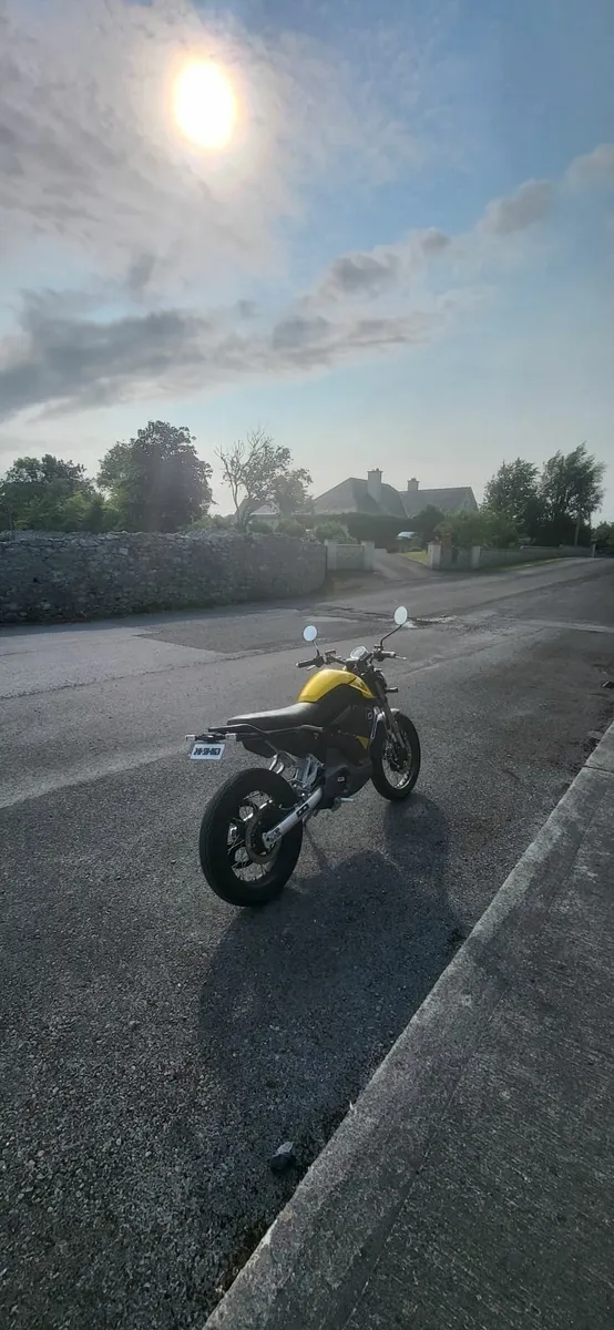 Electric Motorbike Supersoco Tc Max 2024 - Image 2