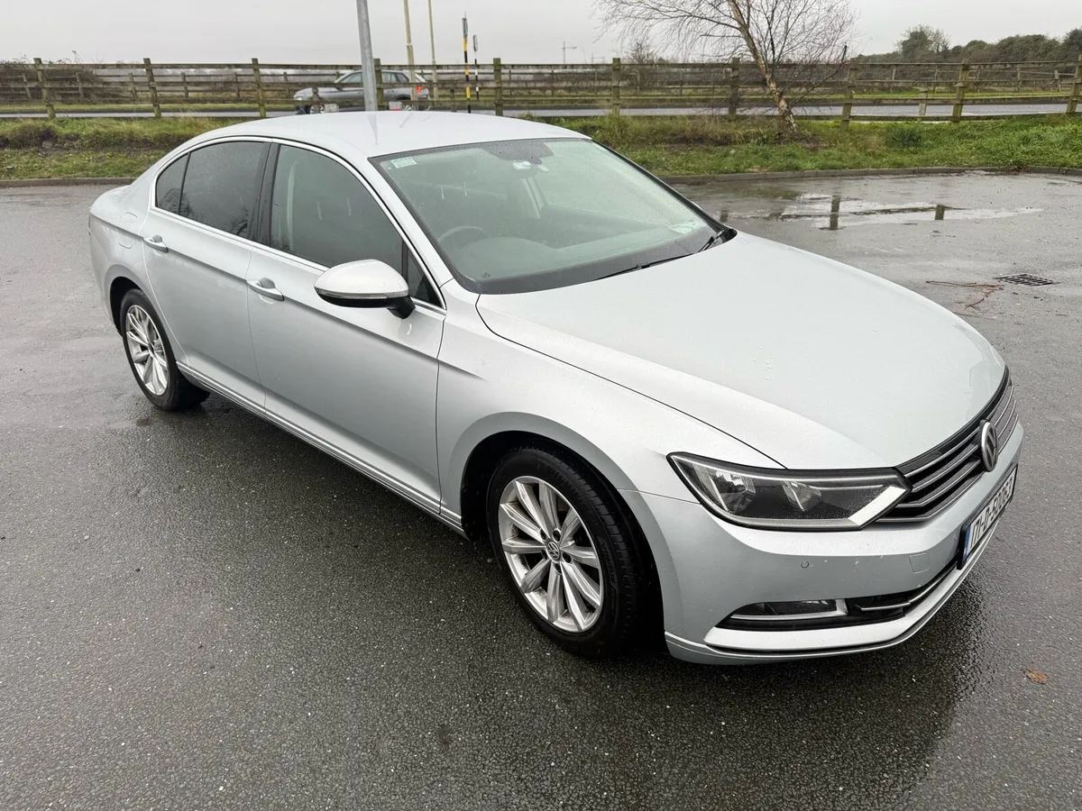 Volkswagen Passat 2.0 TDI SE Business - Image 1