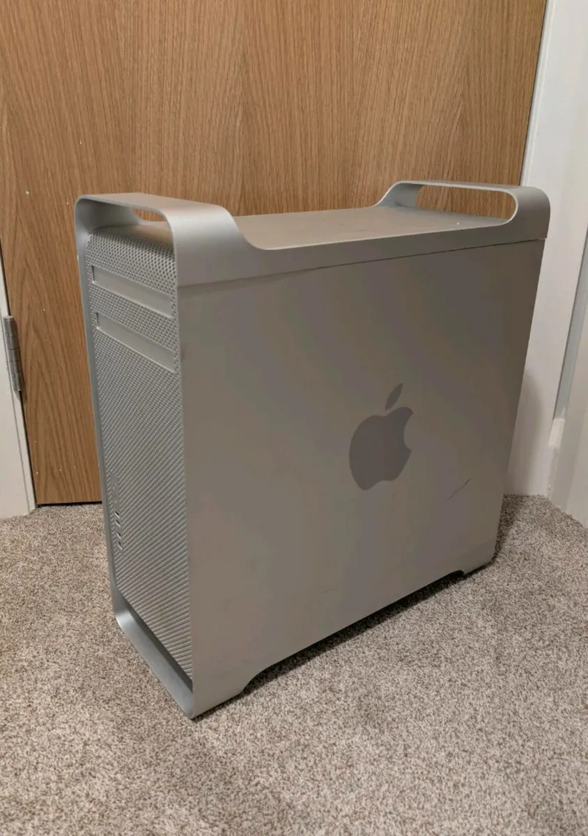 Apple Mac Pro for parts or repaired - Image 1
