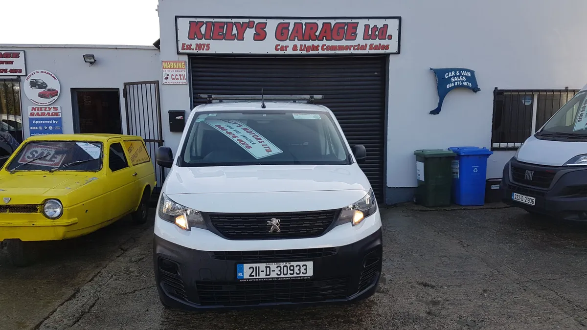 Peugeot Partner 211D AS NEW VAT INVOICE - Image 2