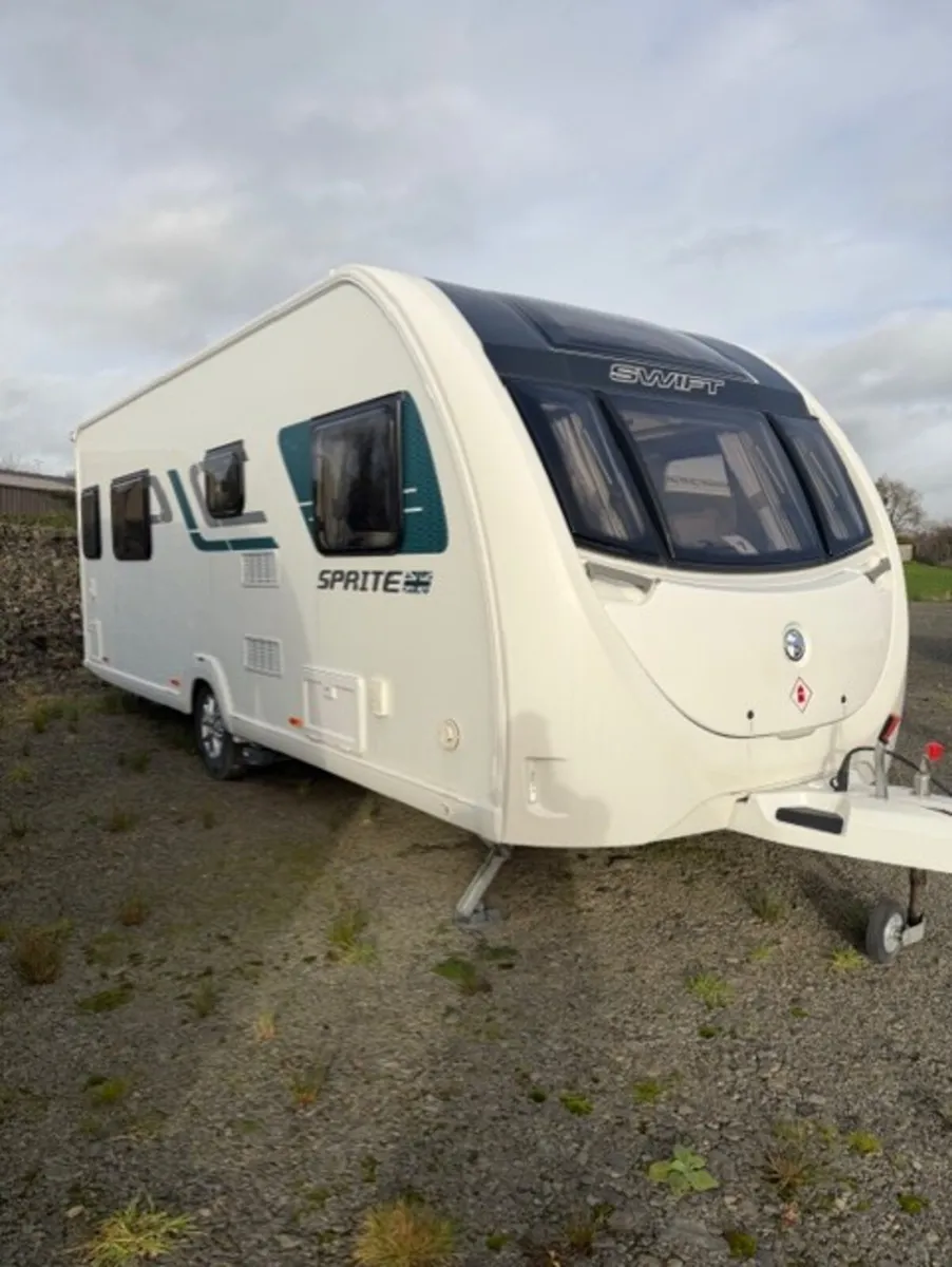 ☀️ 2018 Swift Sprite Major 4 SB island bed ☀️ - Image 2