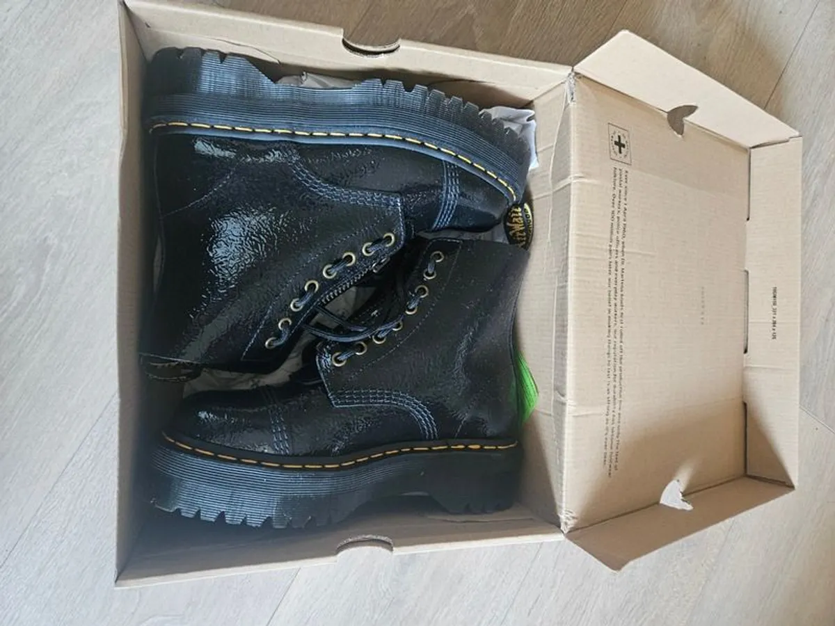 Dr Martins - Image 1