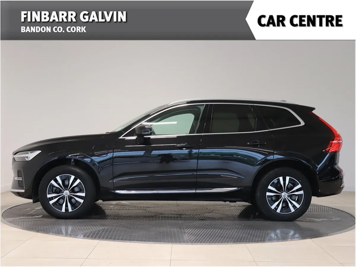 XC60 INSCRPT EXP T6RCHRG AWD - Image 3