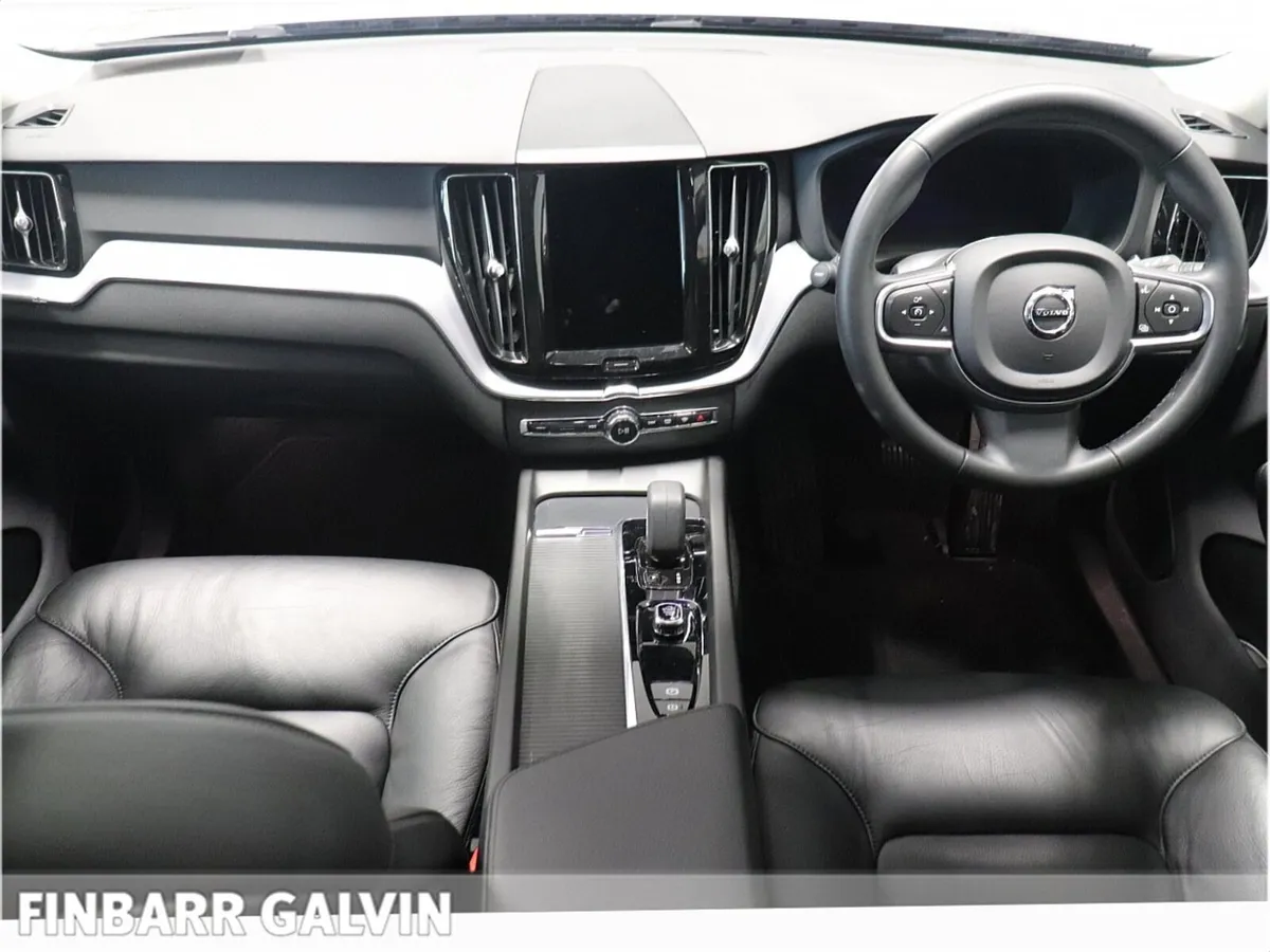 XC60 INSCRPT EXP T6RCHRG AWD - Image 4