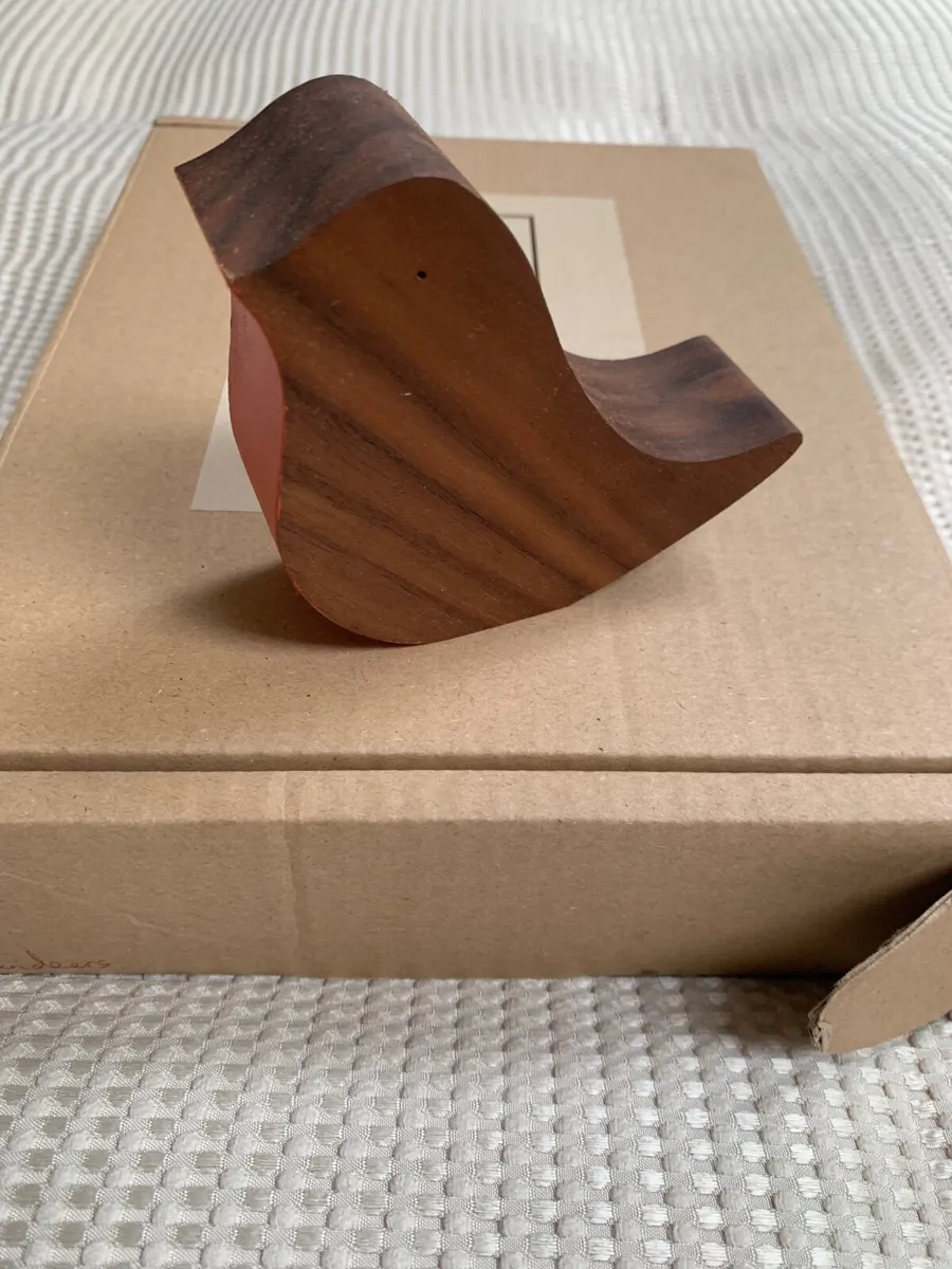 Walnut Robin - Image 2