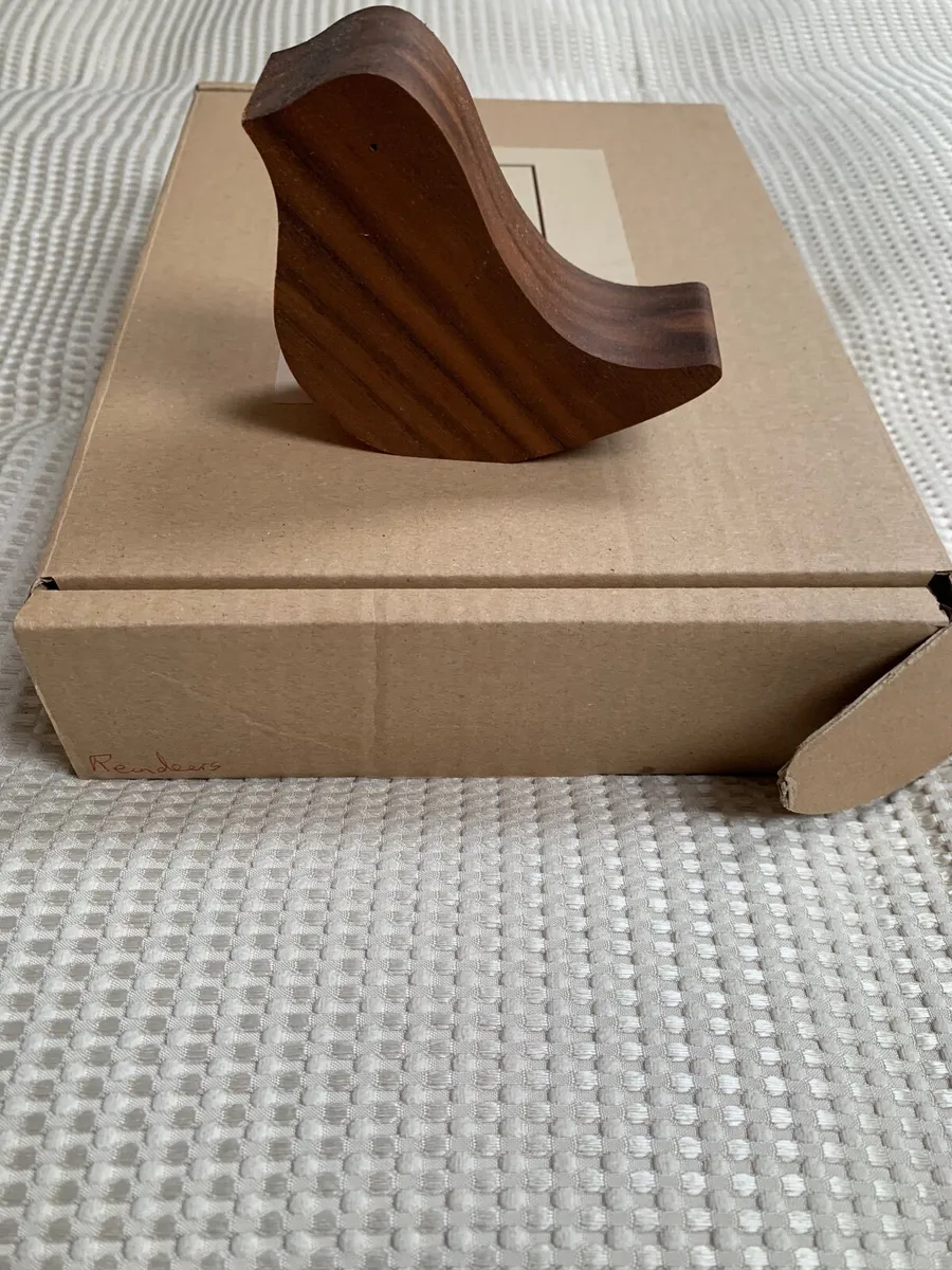 Walnut Robin - Image 3