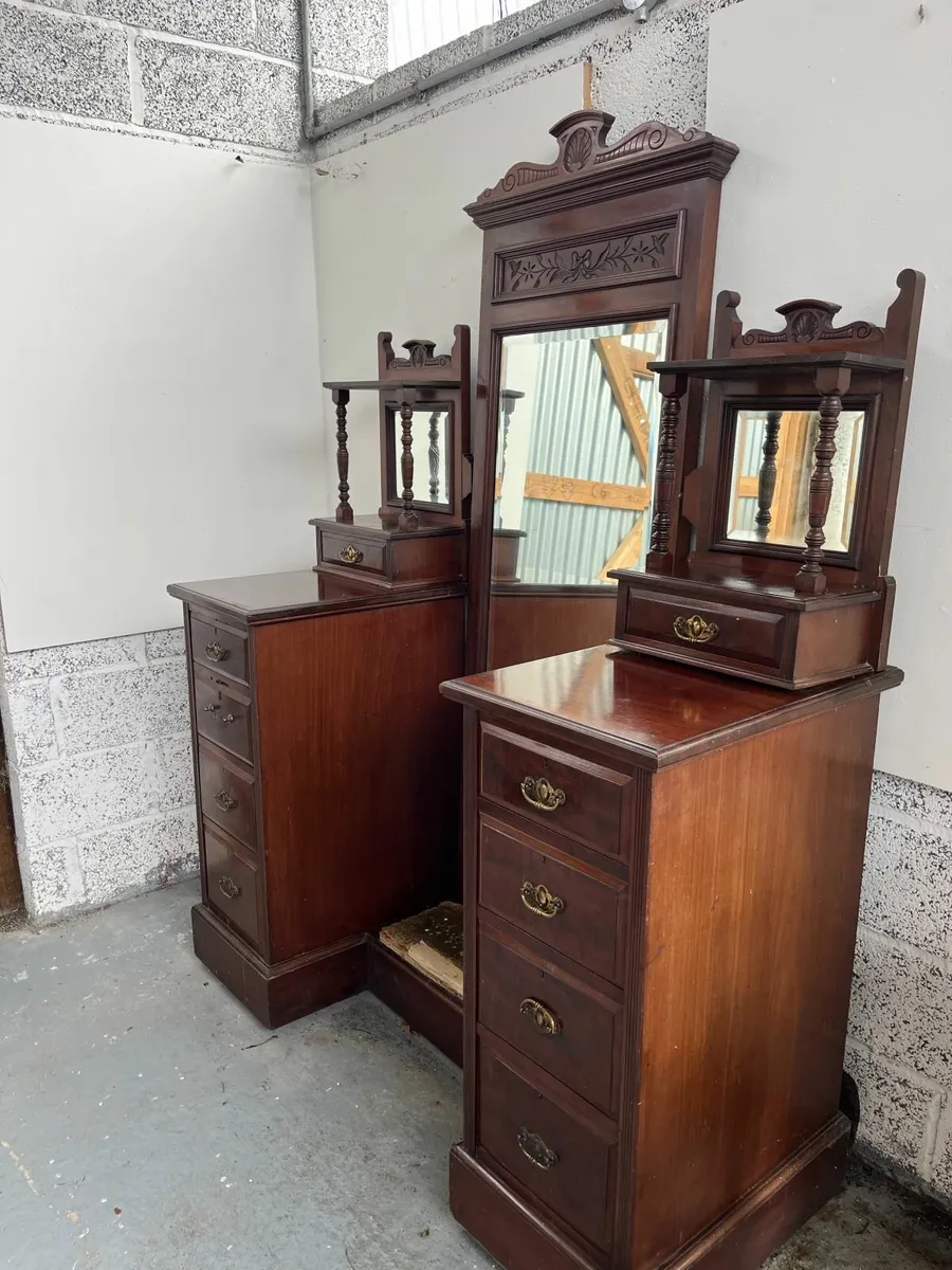 Bedroom Dresser - Image 1