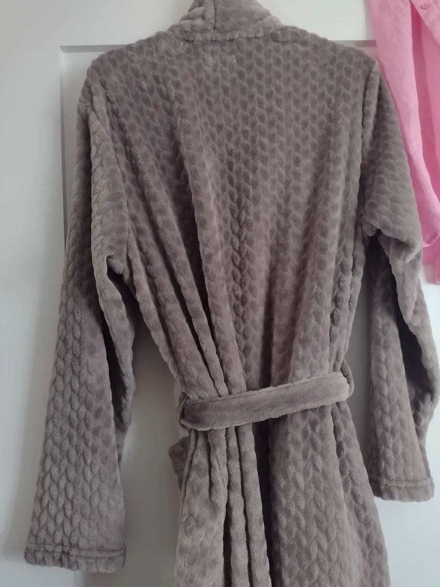 New Ladies Next fleece bathrobe - Image 2
