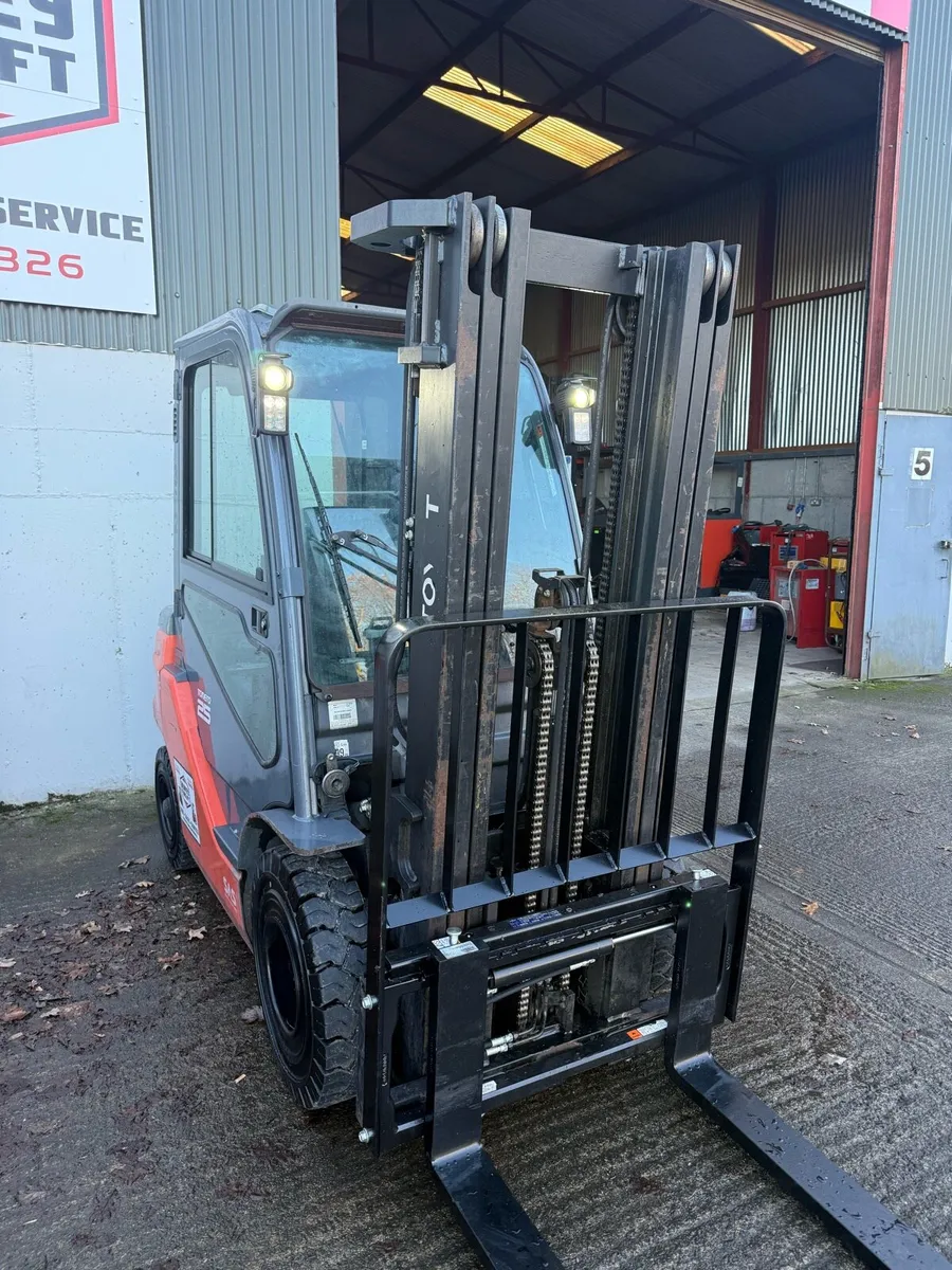 Toyota Diesel forklifts - Image 2