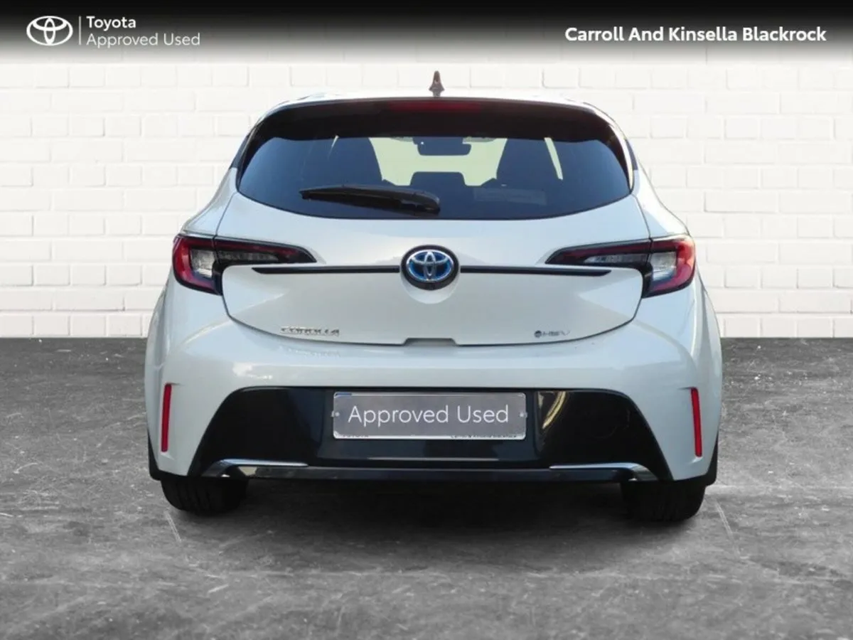 Toyota Corolla Hybrid Luna Sport HB - Image 3