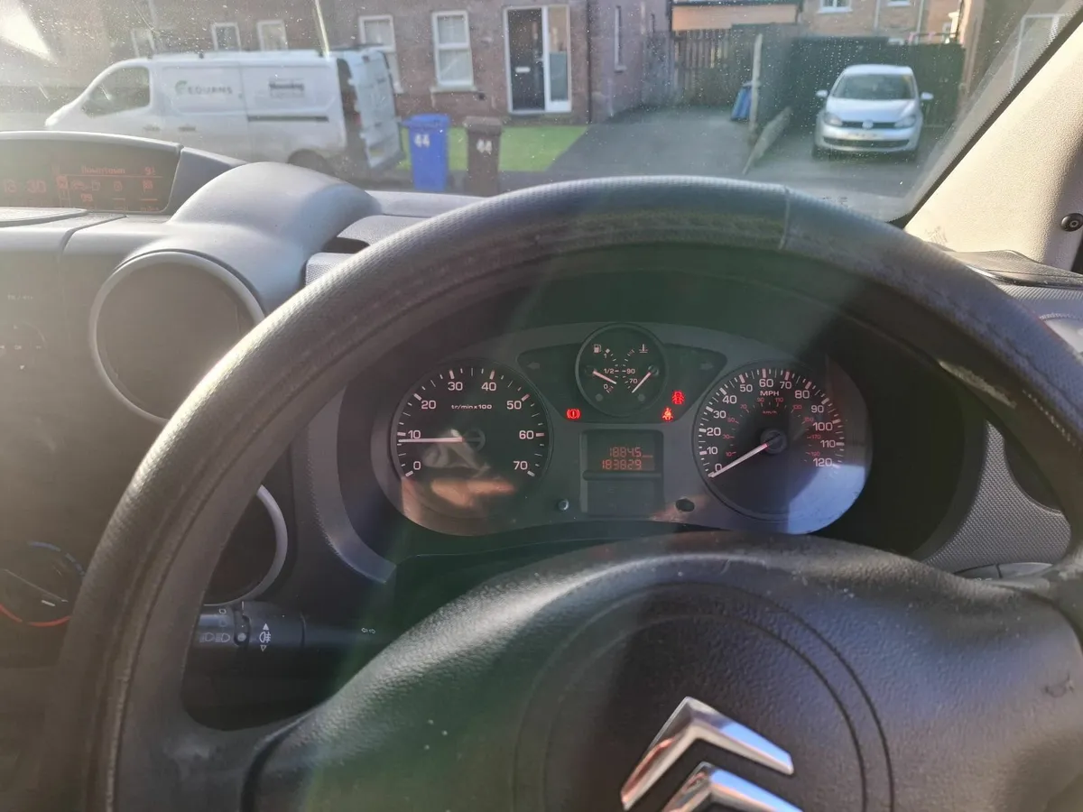 Citroen Berlingo 2011 - Image 2