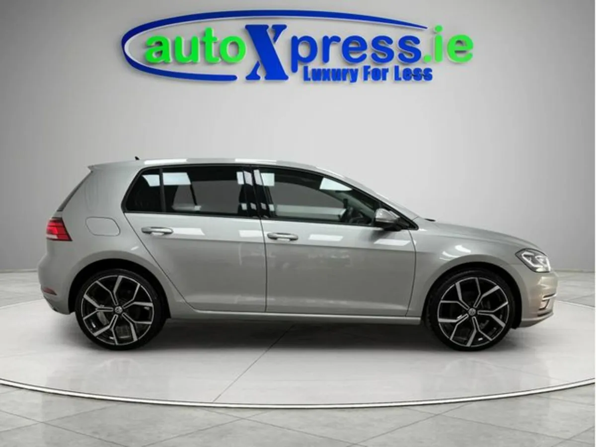 Volkswagen Golf ** Great Spec **1.2 TSI Automatic, - Image 3