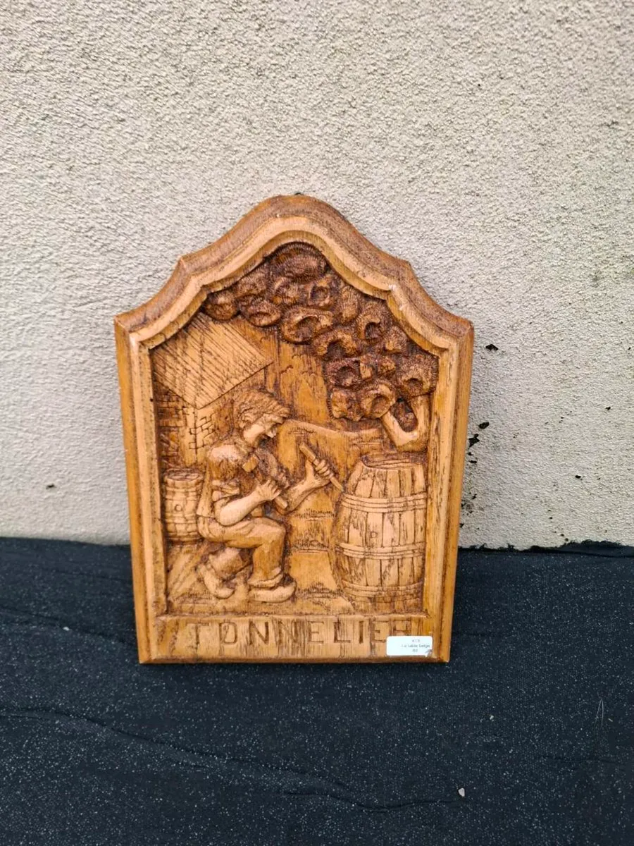 Resine french frame postage possible