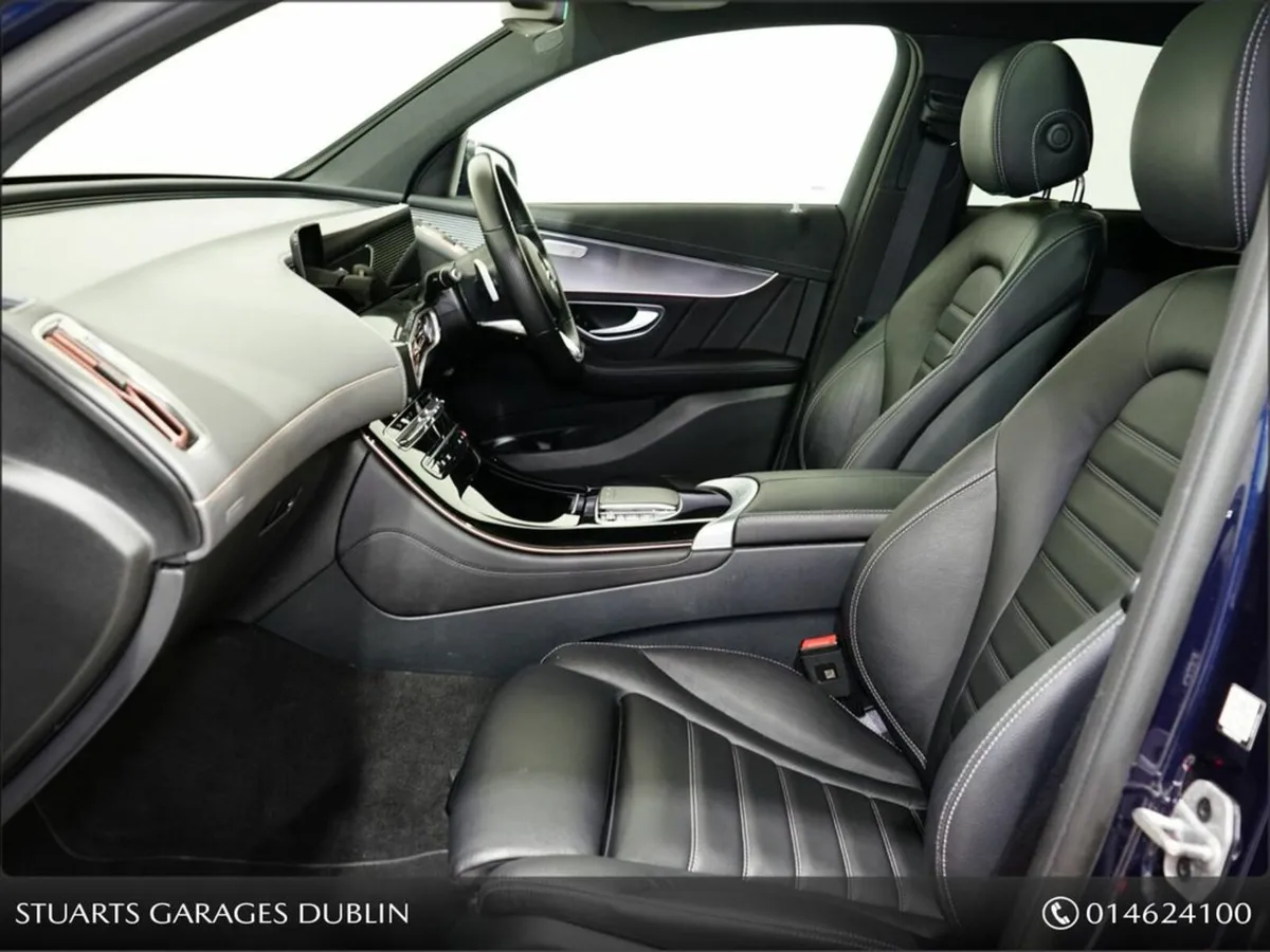 Mercedes-Benz EQC **PREMIUM** EQC 400 AMG LINE: CA - Image 3