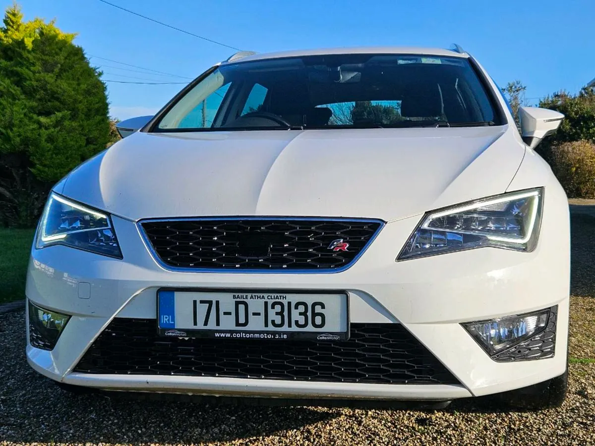 2017 SEAT LEON (FR, DIESEL, ESTATE) - Image 2
