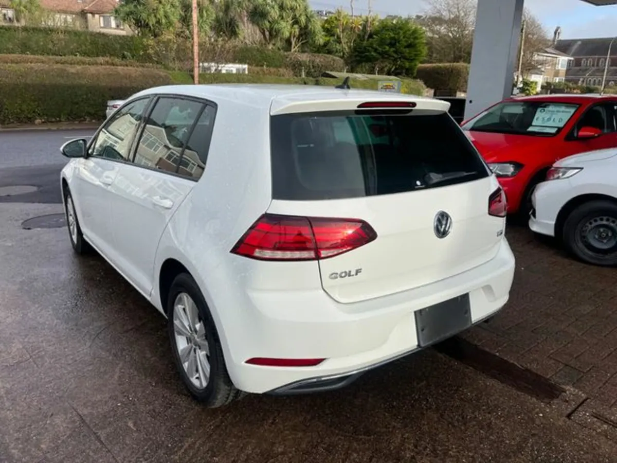 Volkswagen Golf 1.2 tsi automatic - Image 4