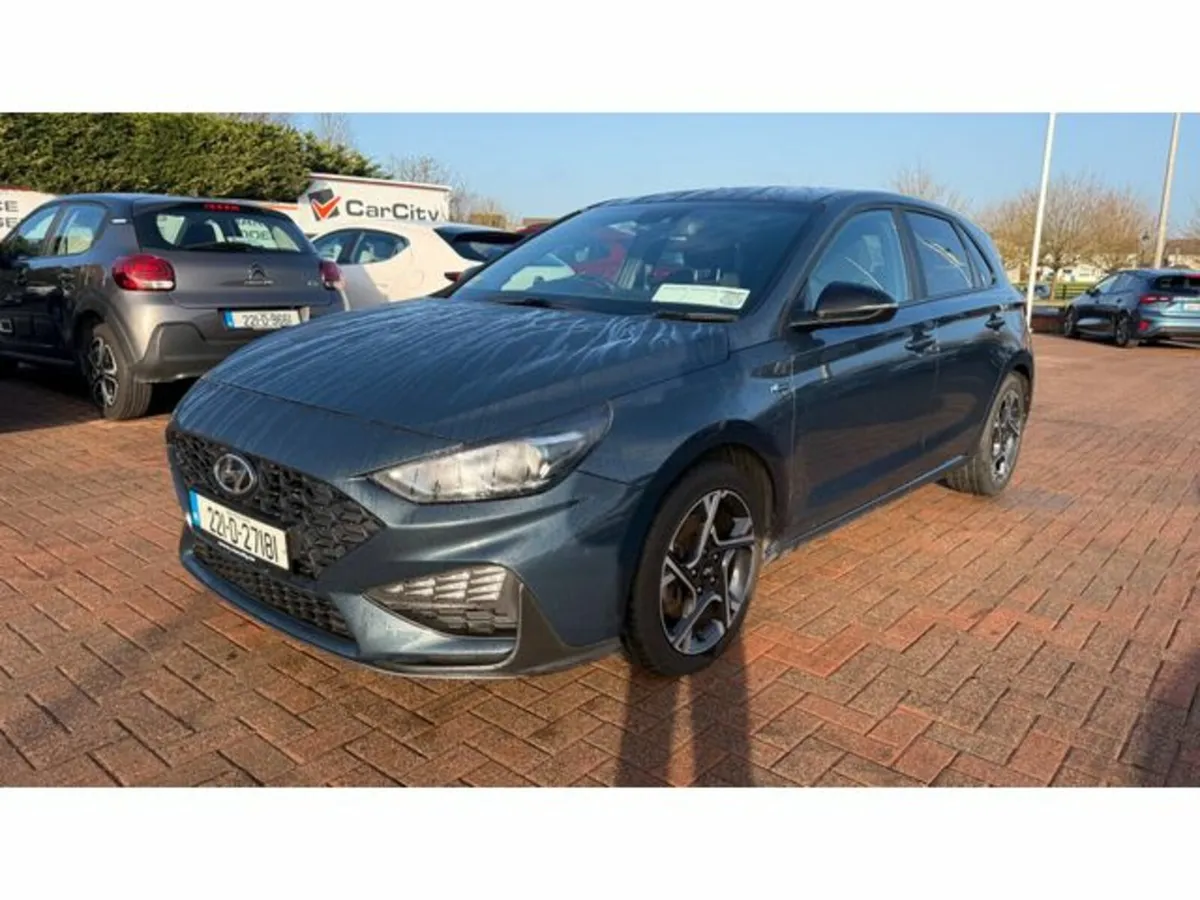 Hyundai i30 i 30 Petrol 5DR - Image 2
