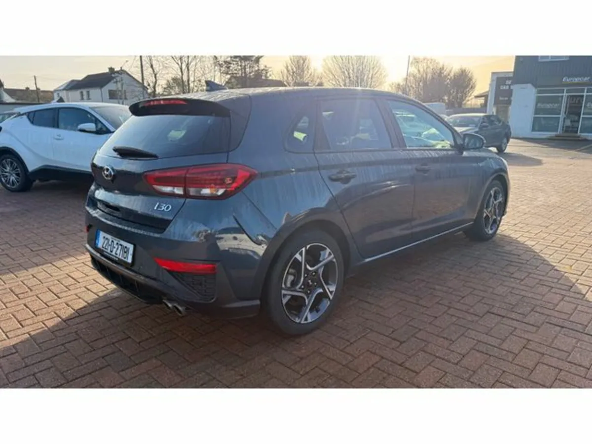 Hyundai i30 i 30 Petrol 5DR - Image 4