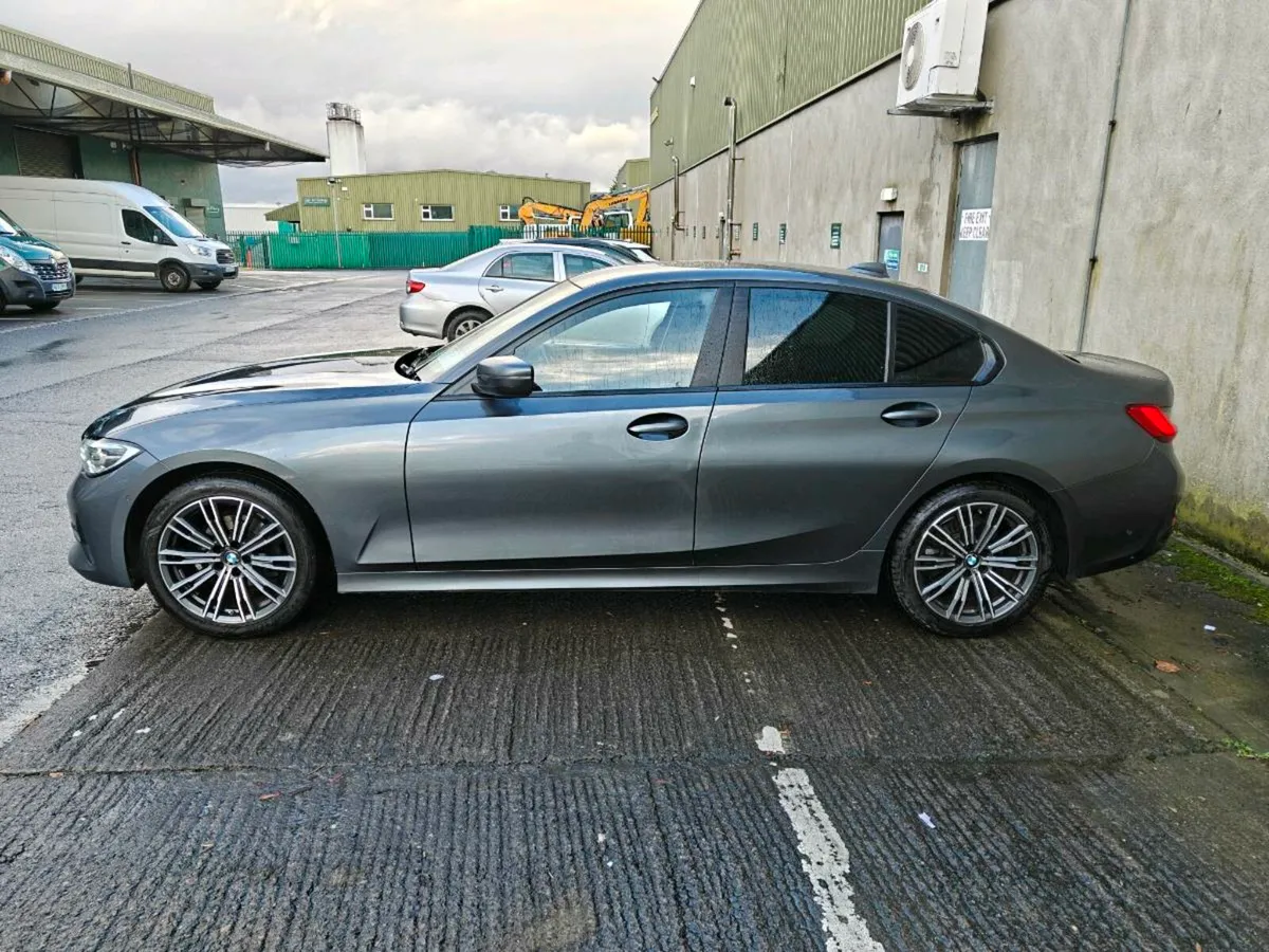 BMW 3 series - Image 4