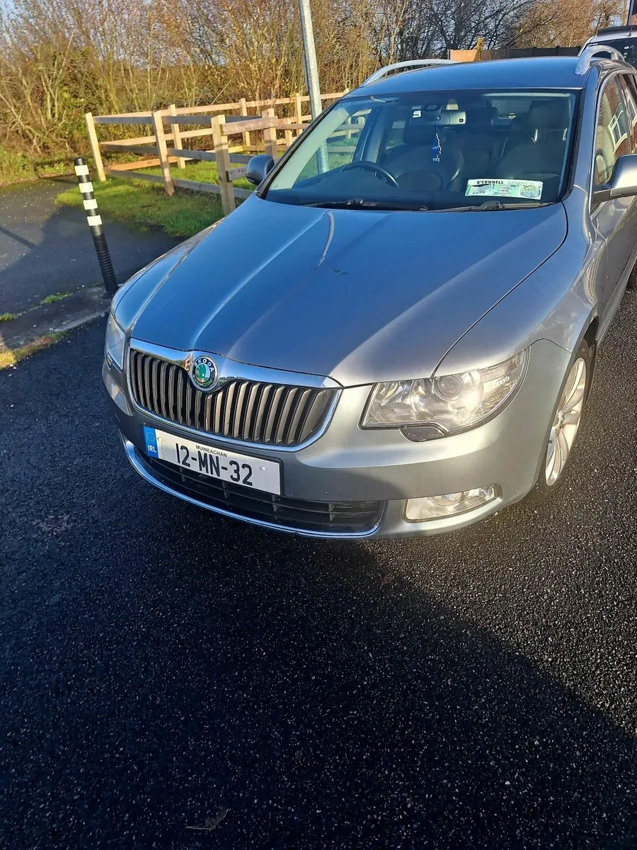 Skoda Superb 2012 - Image 3