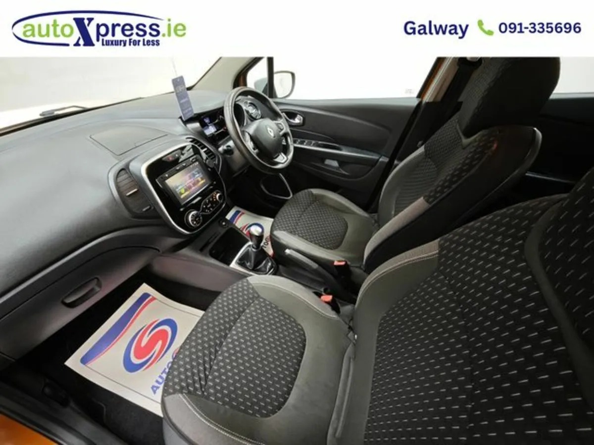 Renault Captur Dynamique NAV DCI - Image 2