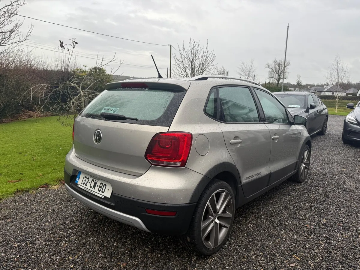 Volkswagen Cross Polo 2013 - Image 4