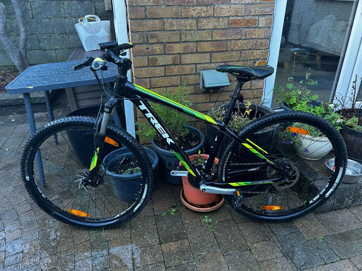 Trek marlin 6 bike - Image 1