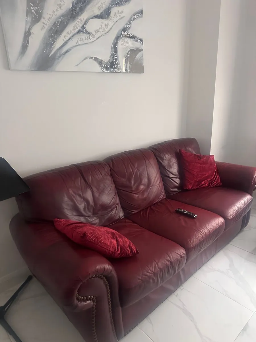 Couch - Image 1