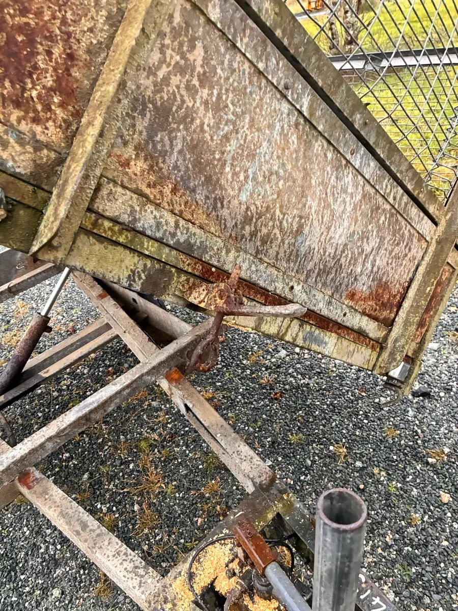 Bateson side tipper trailer - Image 3