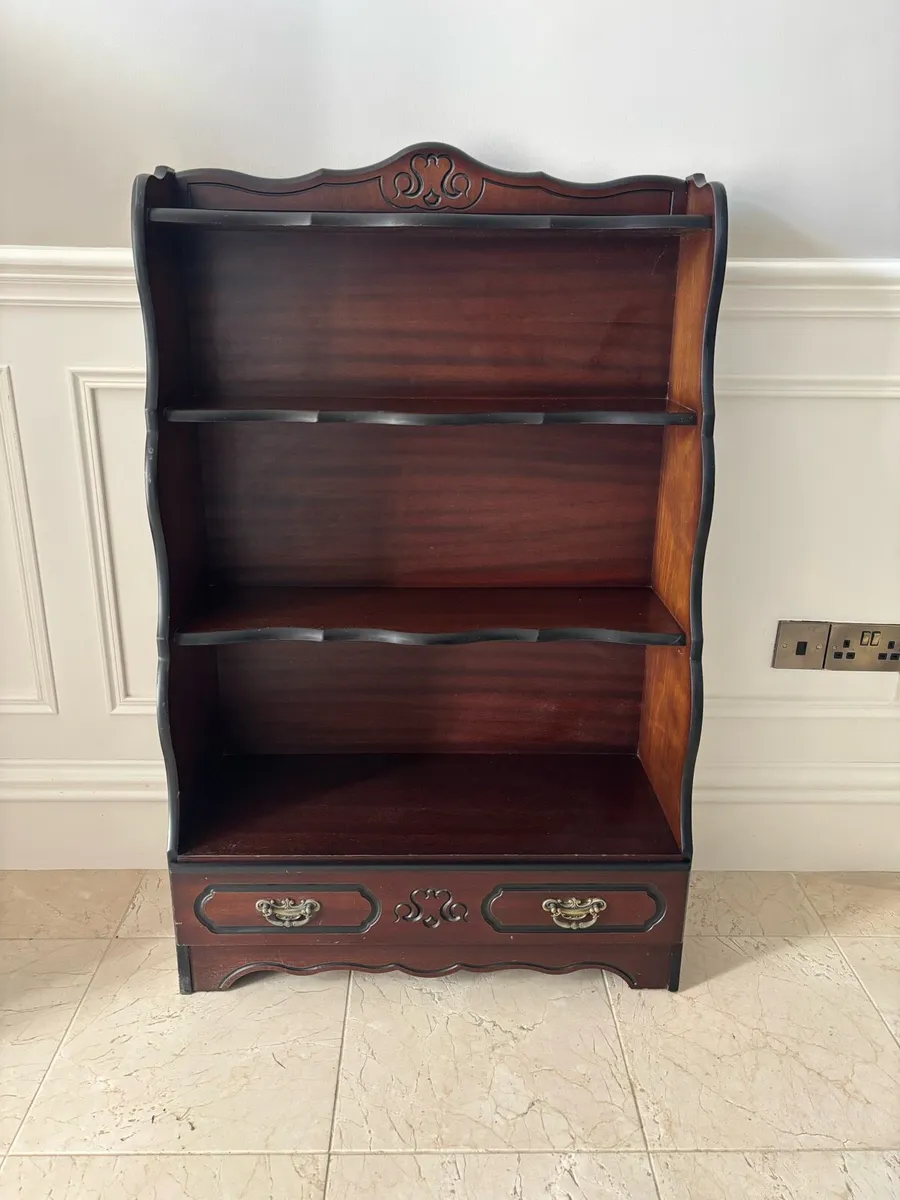 Mahogany book shelf unit - Image 1