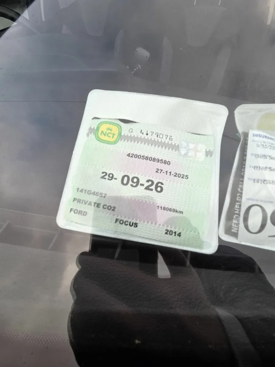 Ford Focus 2014 - Image 2