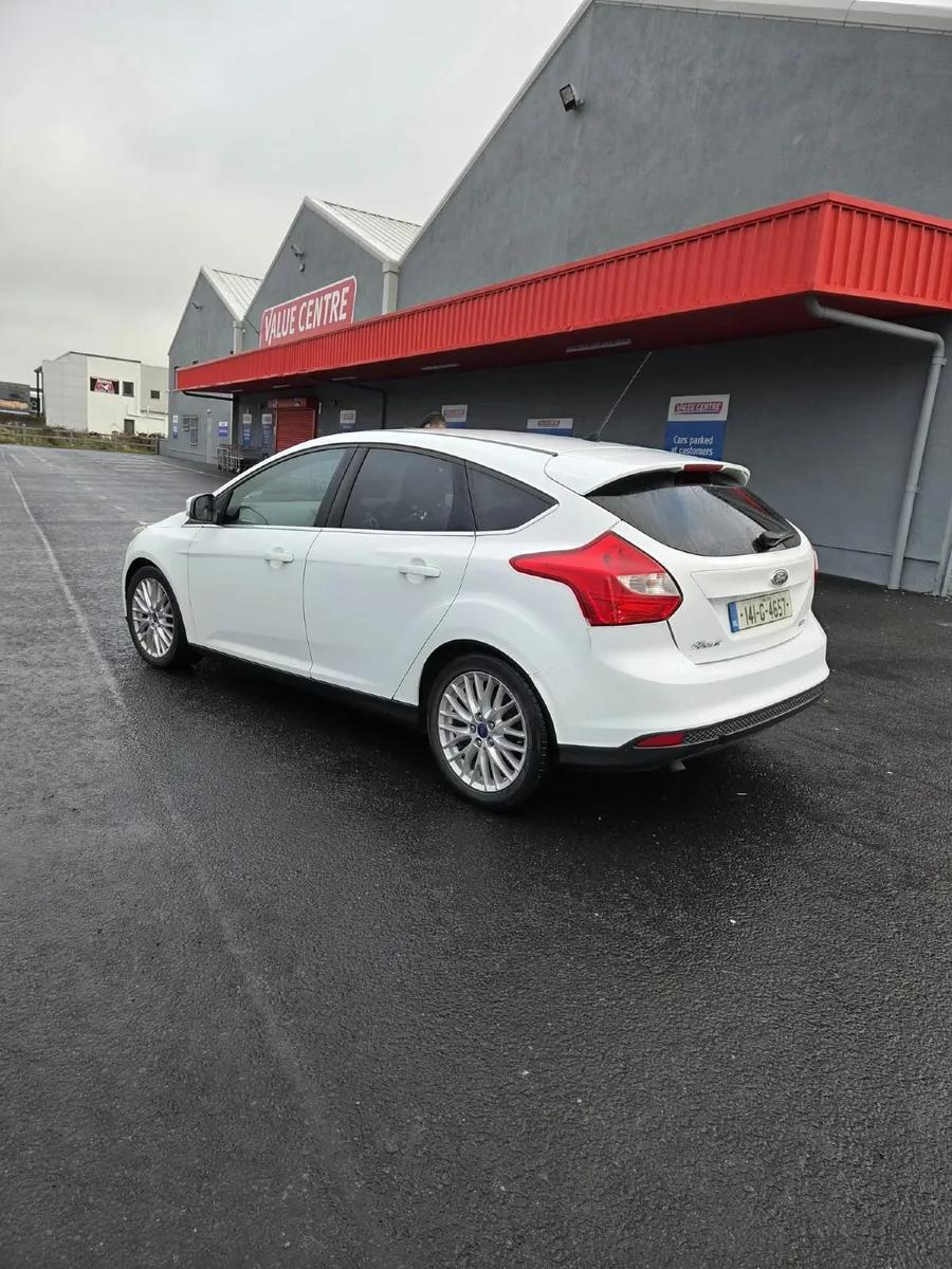 Ford Focus 2014 - Image 4