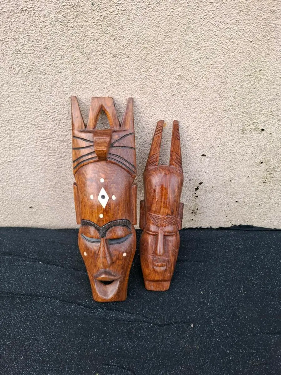 2 small african wood mask postage possible