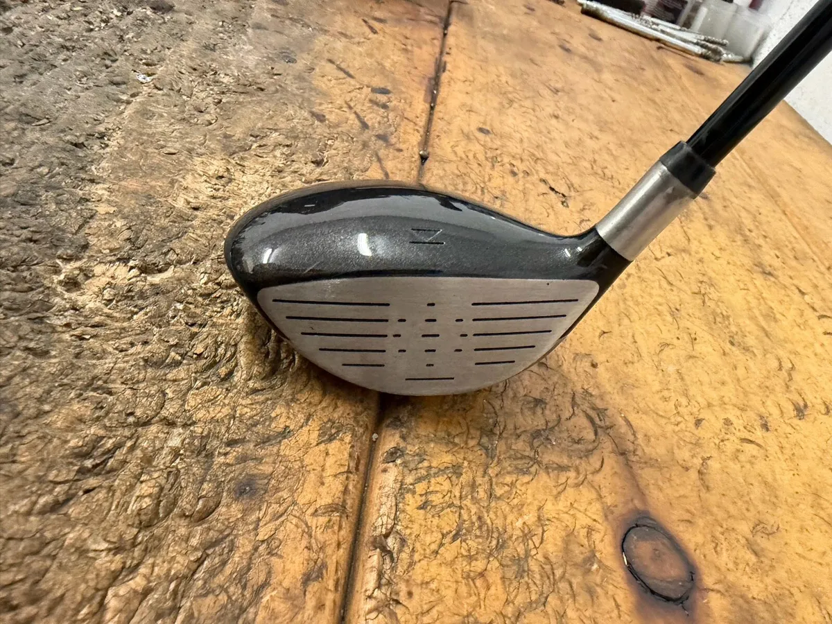 Titleist 980F 3 Wood 15* RH X Flex - Image 3