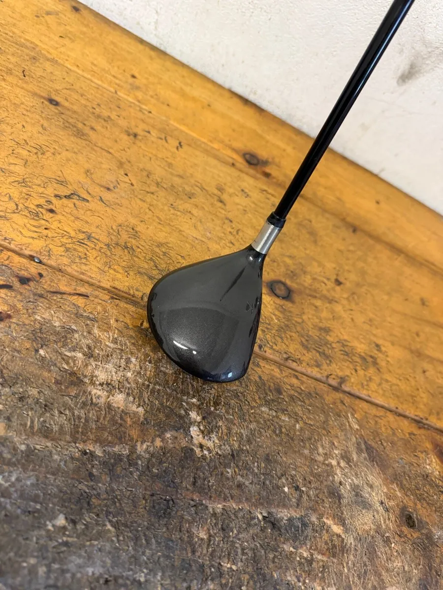 Titleist 980F 3 Wood 15* RH X Flex - Image 4